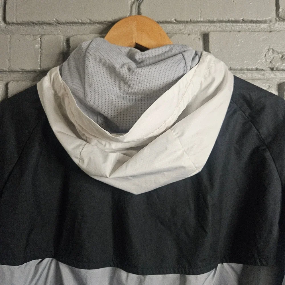 Nike Windrunner Hooded Windbreaker Jacket Black White‎ Grey 2XL 727324-101